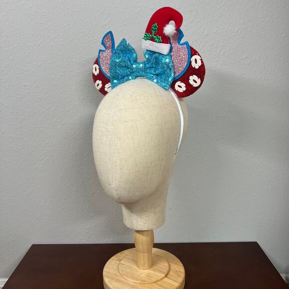 🎄 Santa Stitch Minnie Ears | Disney’s Lilo and Stitch-Inspired Christmas Ears - Picture 3 of 5